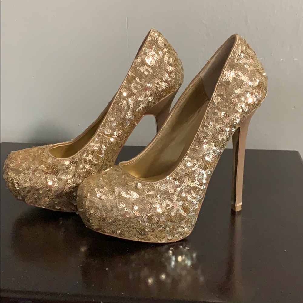 6.5 Steve Madden Platform Heels